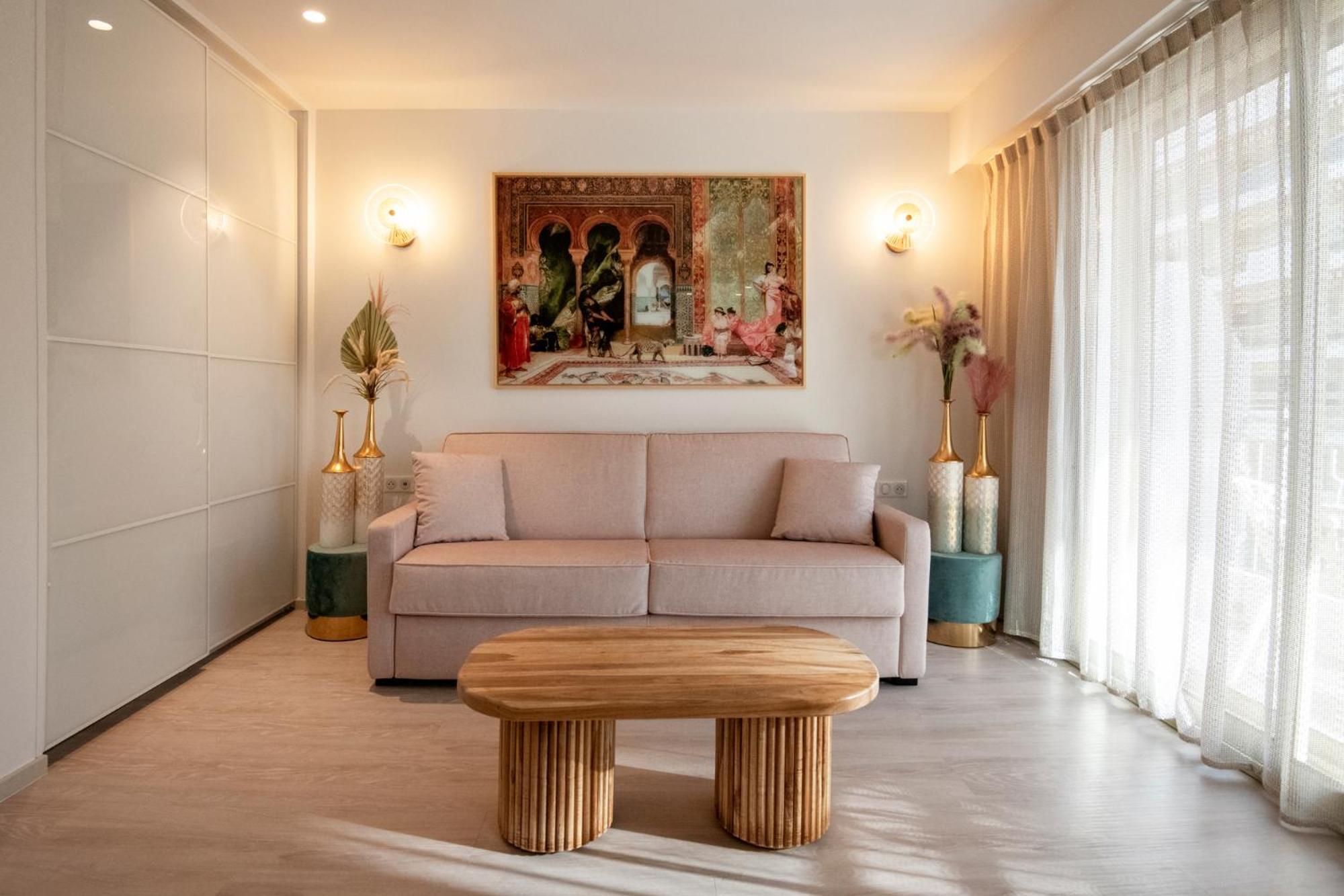 Residence Hoteliere Chambord Au Coeur De Menton - Entierement Renovee מראה חיצוני תמונה