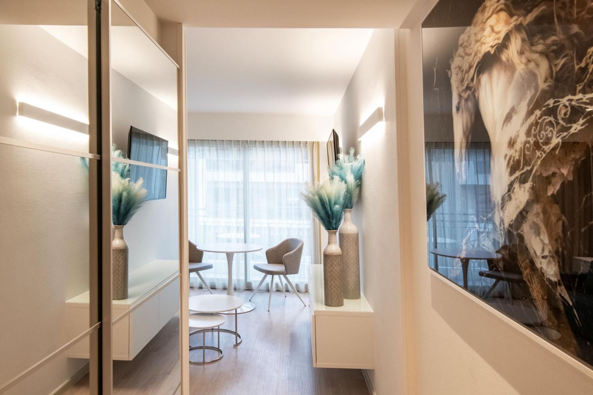 Residence Hoteliere Chambord Au Coeur De Menton - Entierement Renovee מראה חיצוני תמונה